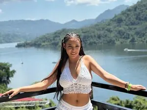 Myfreecams Live Sex of Paola_blake