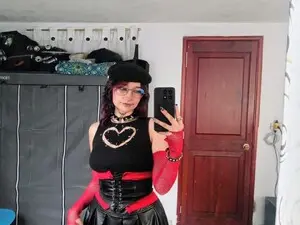 Myfreecams Watch Live Sex Cams of Sukifuyu_
