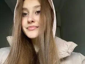Myfreecams Watch Live Sex Cams of Kamilochkaaa_