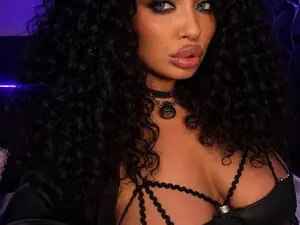 Myfreecams Free Porn Cam of Moan_4_you