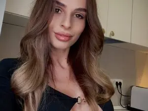 Myfreecams Adult Video Chat of ElaraShine