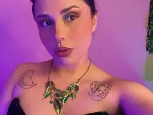 Myfreecams Nude Webcam of noirselene