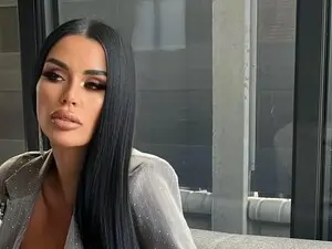 Myfreecams Live Sex Cam of Daniela_Crudu