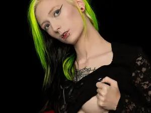 Myfreecams Adult Webcam of TwistedAliceW