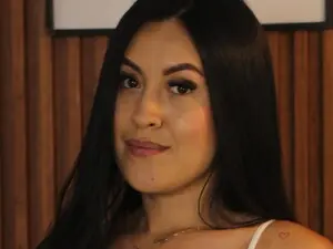 Myfreecams Live Sex Cam of Kamillaxx