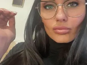 Myfreecams Private Sex Chat of SashaSky