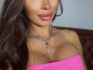 Myfreecams Live Sex Cam of AylinHoney23