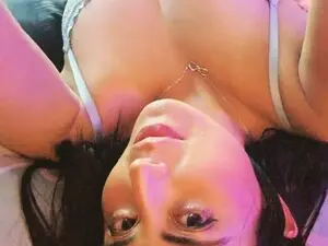 Myfreecams Nude Webcam of Sofidoll1_