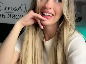 Myfreecams Best live sex cam show of KatieCutieXo