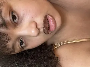 Myfreecams Free Live Porn of TheeVixxxen