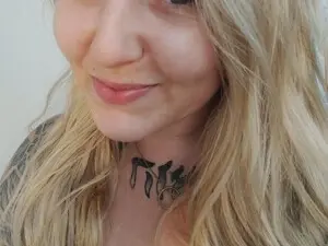 Myfreecams Watch Live Sex Cams of Embermae