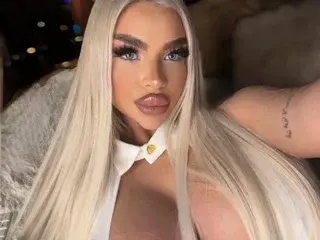 Streamate Free Live Porn of ChrystalCade