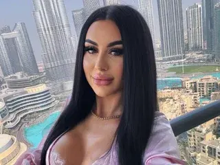 Streamate Live Porn of KathrynSin