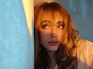 Streamate Live Sex Cam of MelisaHanks
