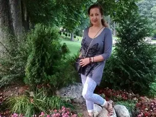 Streamate Sex Chat of EvelyneFlirtyMilf