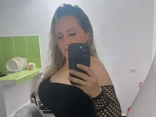 Streamate Free Porn Cam of Xiomara_Cephei