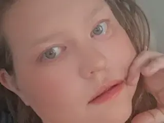 Streamate Private Sex Chat of KinsleySummerXx