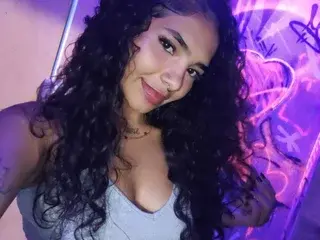 Streamate Watch Live Sex Cams of ScarlettPearls