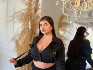 Streamate Nude Webcam of SaraWatsonns