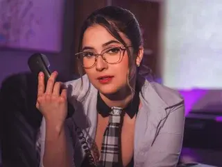 Streamate Live Sex Cam of Pauliinamayerss