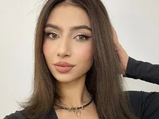 Streamate Free Porn Cam of SarahTray