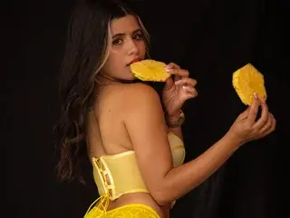 Streamate Watch Live Sex Cams of SheyylaSpooner
