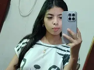 Streamate Nude Webcam of SweetScaarlett