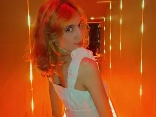 Streamate Adult Video Chat of LovelyAliice