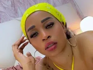 Streamate Live Porn of TyraaLambert