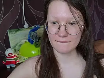 Stripchat Nude Webcam of hairyMira