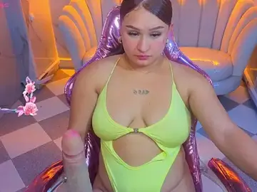Stripchat Live Sex of Clhoe_b