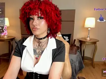 Stripchat Sex Cam of NaylaNyx