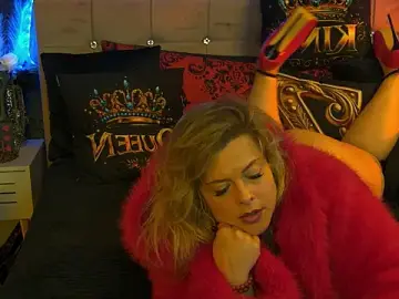 Stripchat Adult Webcam of ZoeMesmerizee