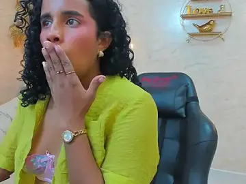 Stripchat Live Sex of Horny_Curls