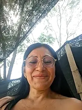 Stripchat Free Live Porn of maturexxxnaughty