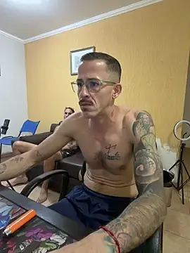 Stripchat Adult Webcam of MeladoDiMel