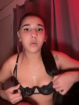 Stripchat Free Live Porn of Cristina_Sofia_pm