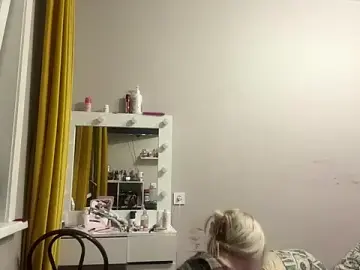 Stripchat Nude Webcam of moonluv33