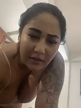 Stripchat Adult Webcams of Valentina_Tilly