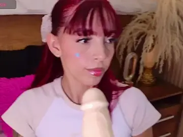 Stripchat Live Sex of small_cherry