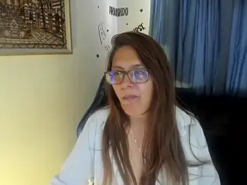 Stripchat Sex Cam of Ivette_Shaira