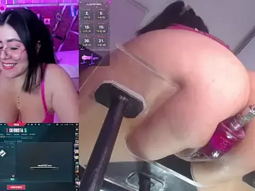 Stripchat Adult Webcam of DanielaHang