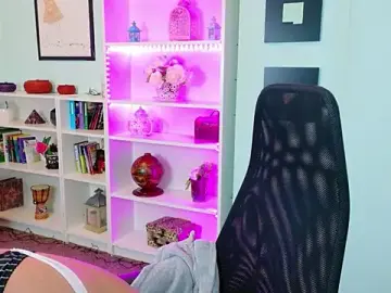 Stripchat Free Live Porn of Carol_Anna
