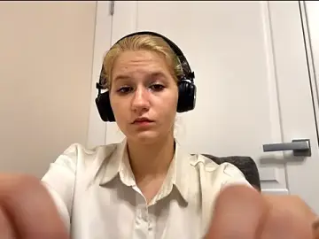 Stripchat Nude Webcam of Litliu