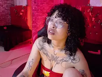 Stripchat Free Porn Cam of mia_hernnandez