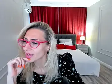 Stripchat Adult Webcam of MuseOfStage