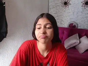 Stripchat Live Sex Cam of Evagirl69