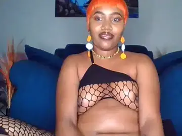 Stripchat Live Porn of SquirtQueen222