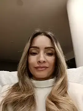Stripchat Best Webcam of Loly_Horny