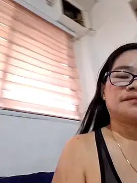 Stripchat Sex Cam of WinterMelon88